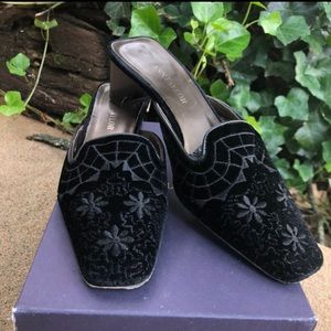 Ann Taylor Velvet Mules 🕸